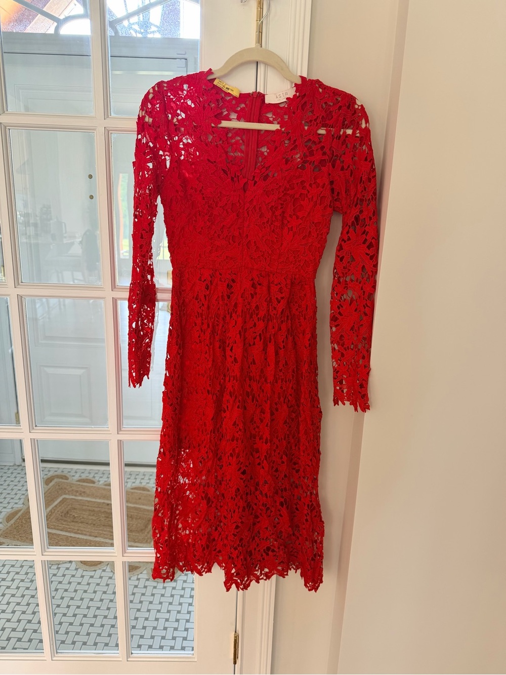 Astr the Label Red Floral Lace Long-Sleeve Midi Dress